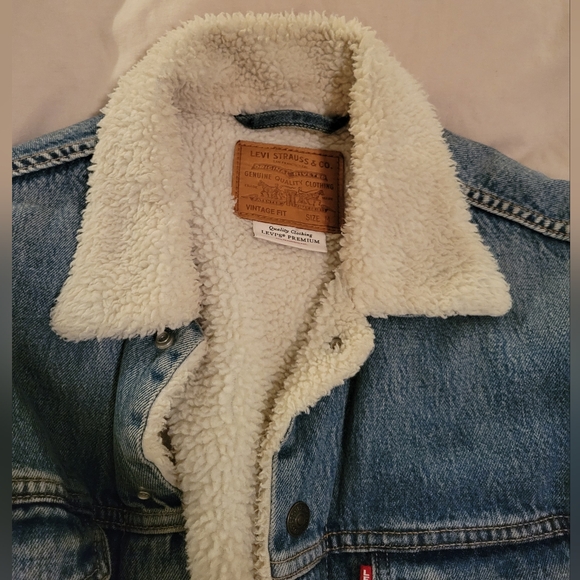 Levis fleece-lined denim jacket - Picture 3 of 6